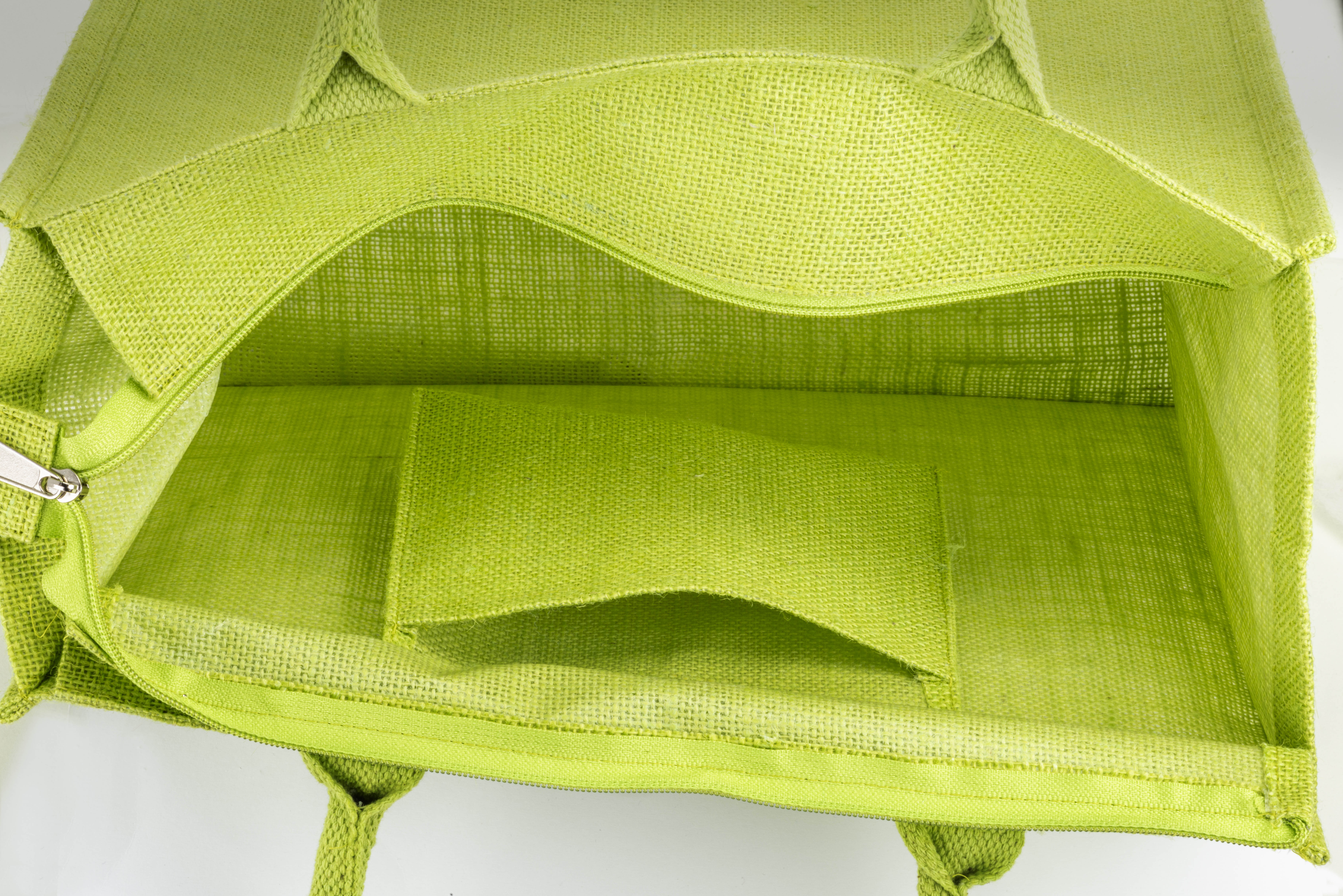 Borsa in juta con manici in cotone. Dotata di chiusura a zip