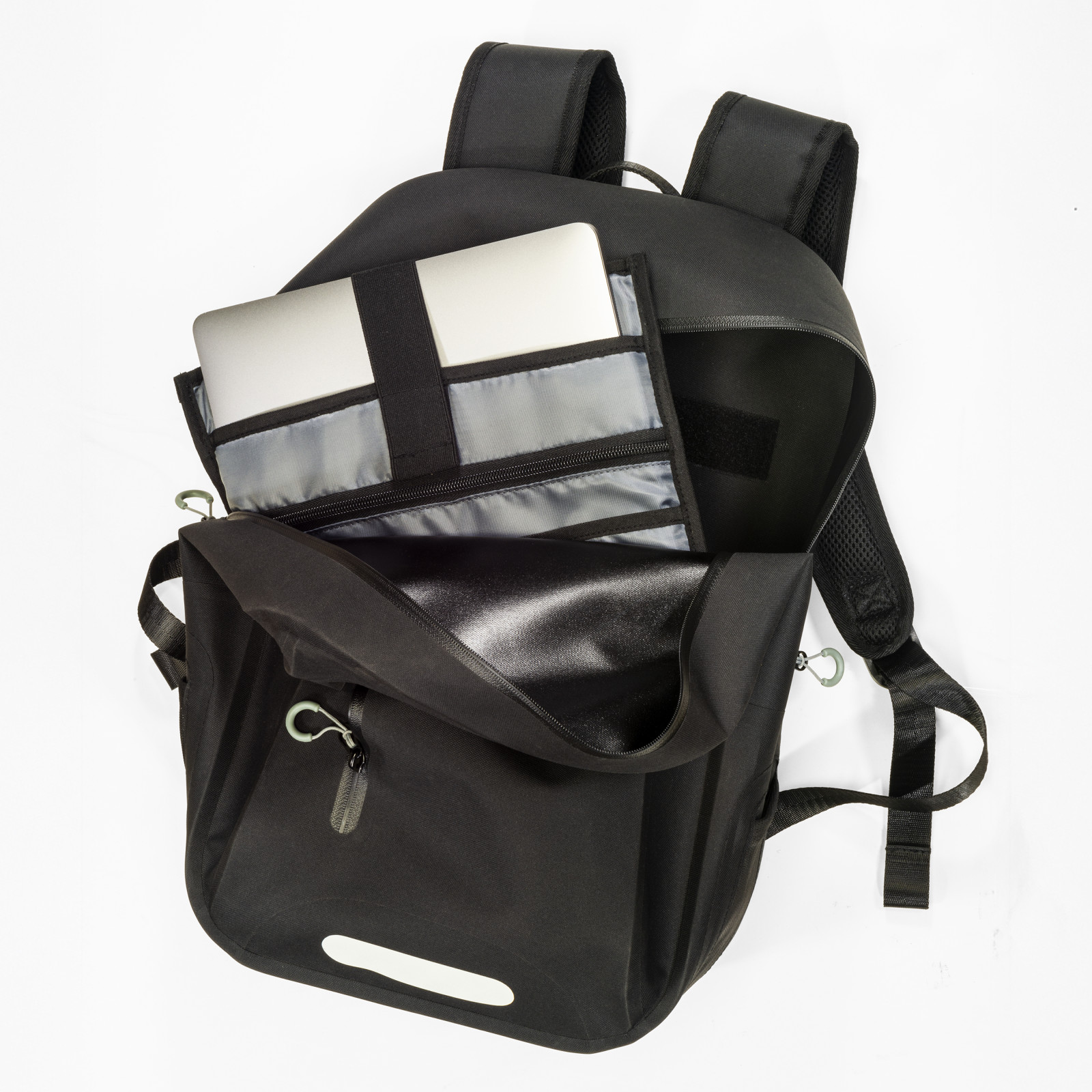 Zaino porta pc (15) in poliestere waterproof con rivestimento interno in TPU