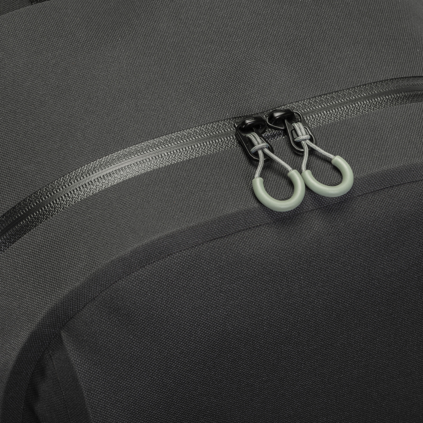 Zaino porta pc (15) in poliestere waterproof con rivestimento interno in TPU