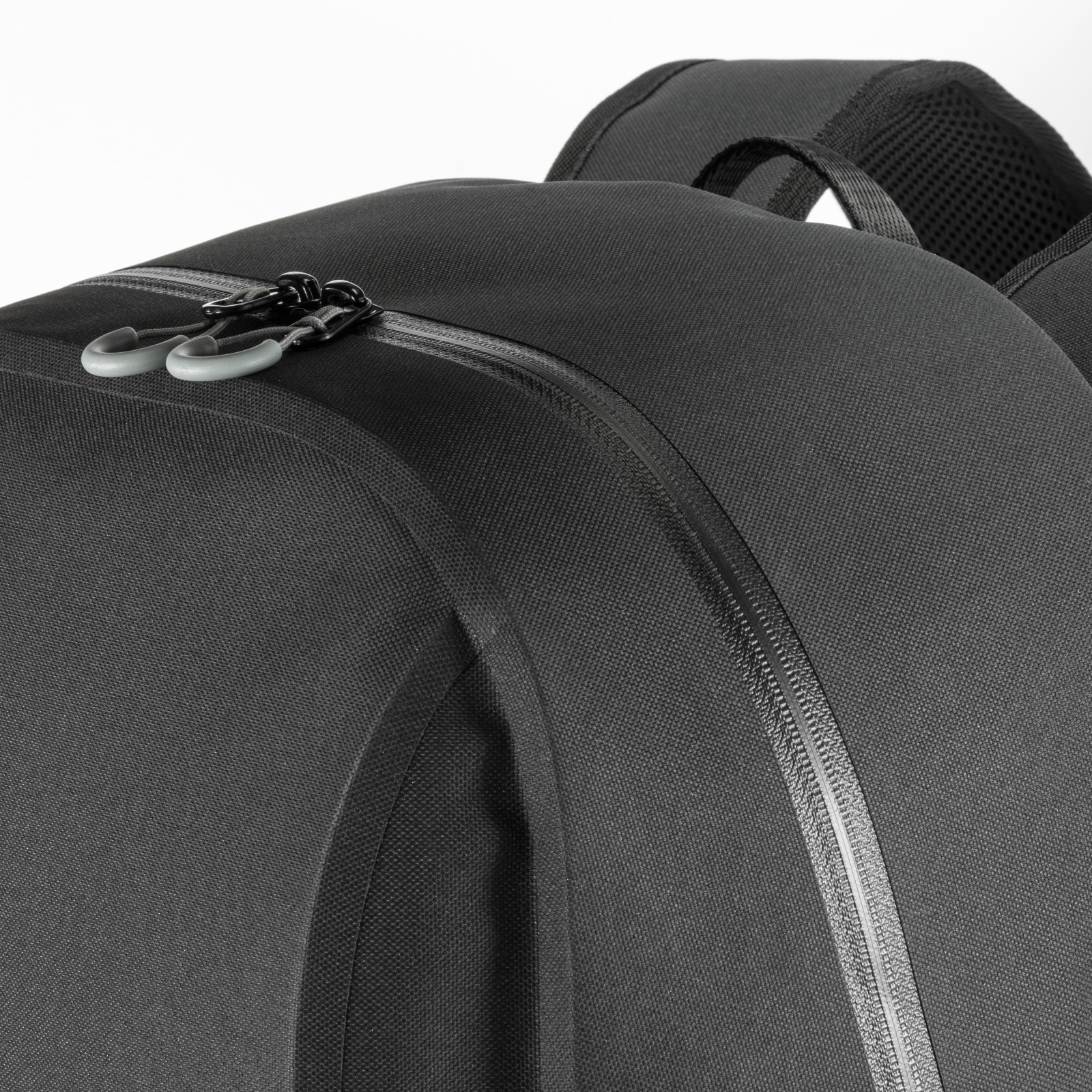 Zaino porta pc (15) in poliestere waterproof con rivestimento interno in TPU