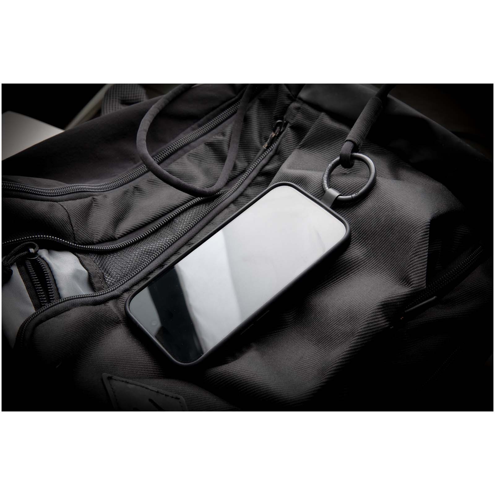 Lanyard con supporto per telefono e tubetto elastico Tubyard