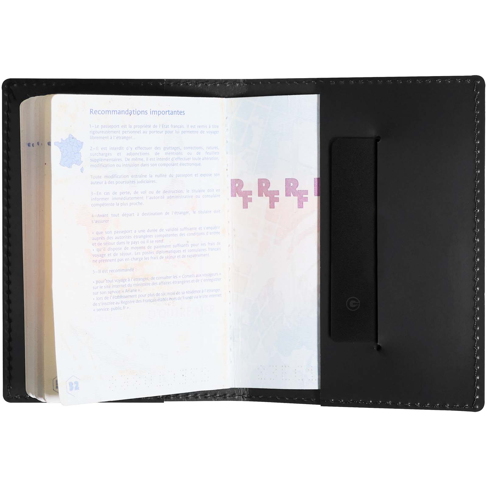 Portapassaporto con smart tag SCX.design A13