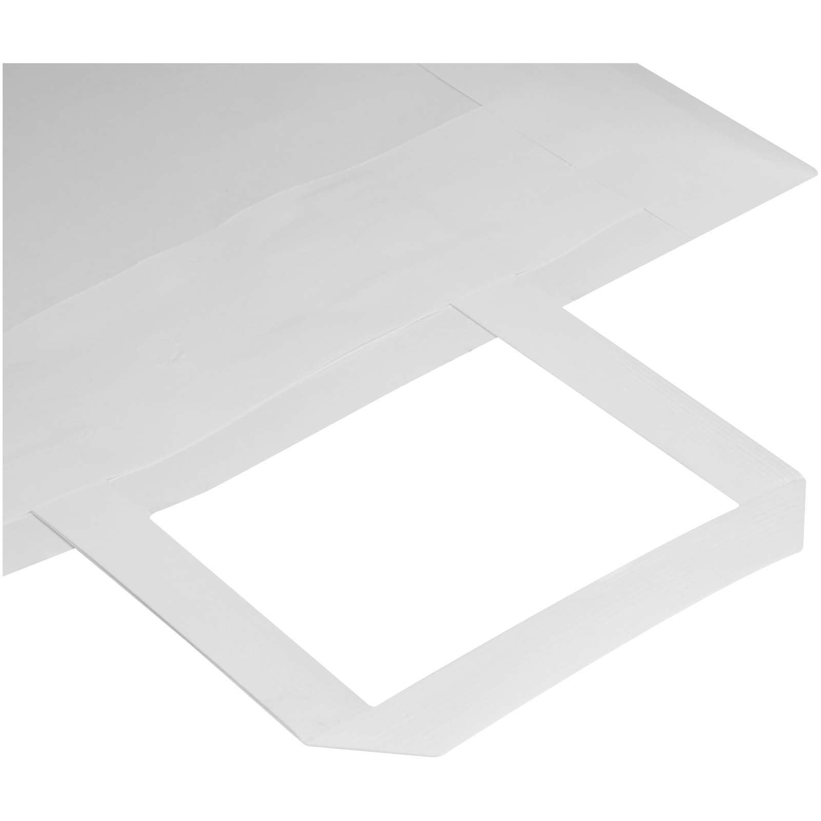 Sacchetto di carta da 80 g/m² con manici piatti, 25 x 15 x 32 cm Kraft