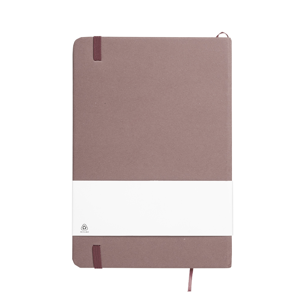 Quaderno con copertina realizzata con i residui di frutta ed elastico di chiusura
