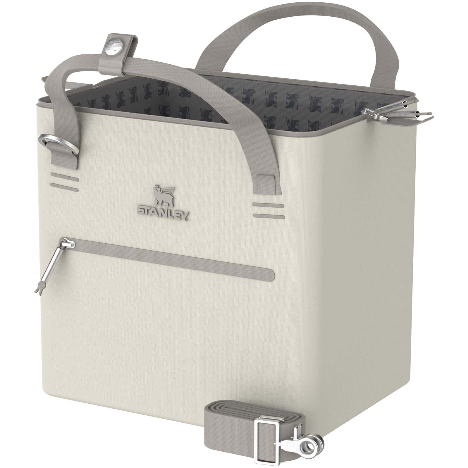 Stanley The All-Day Julienne, mini borsa frigo riciclata da 10 lattine 