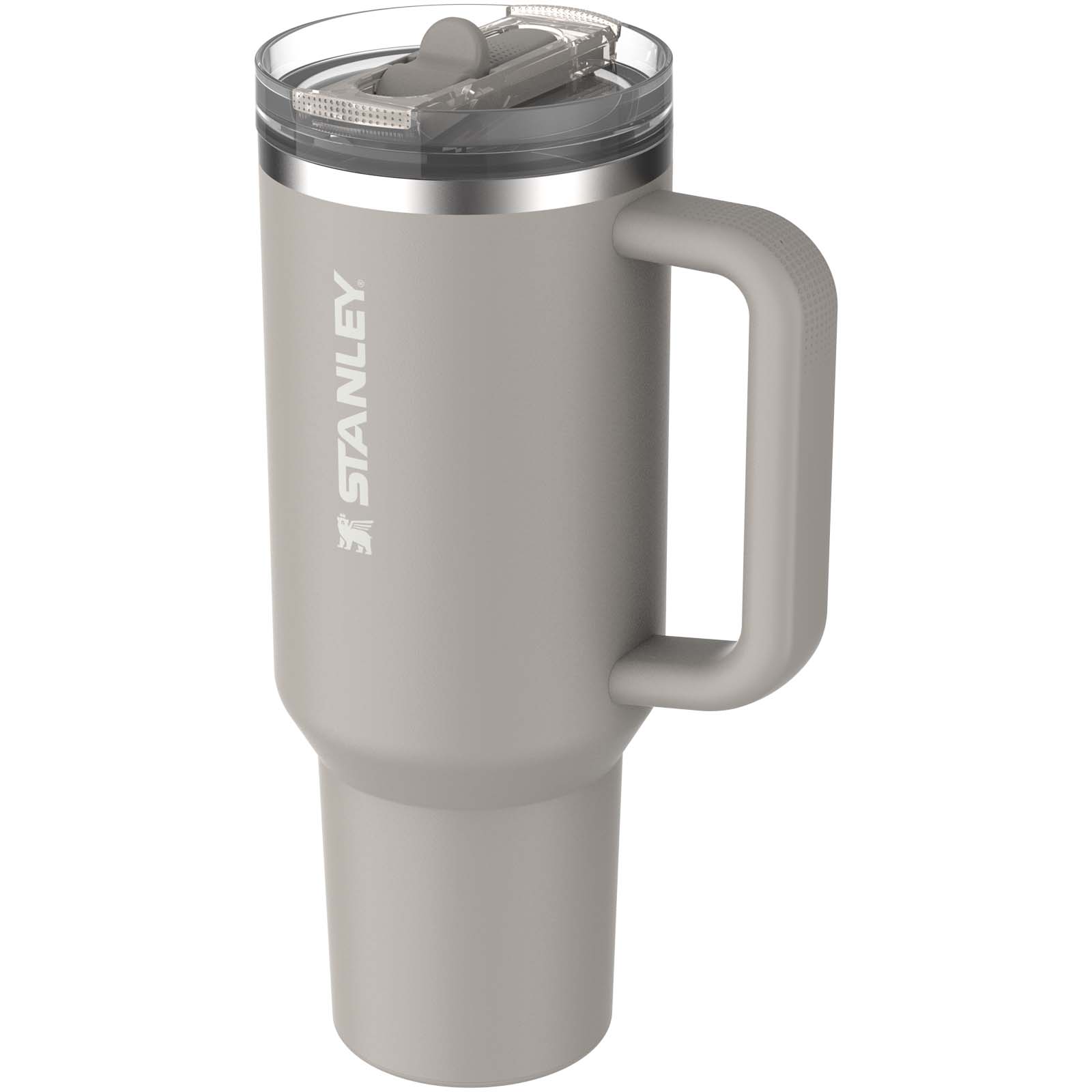 Bicchiere Stanley Quencher® ProTour da 1180 ml in acciaio inox riciclato isolato con cannuccia ribaltabile 