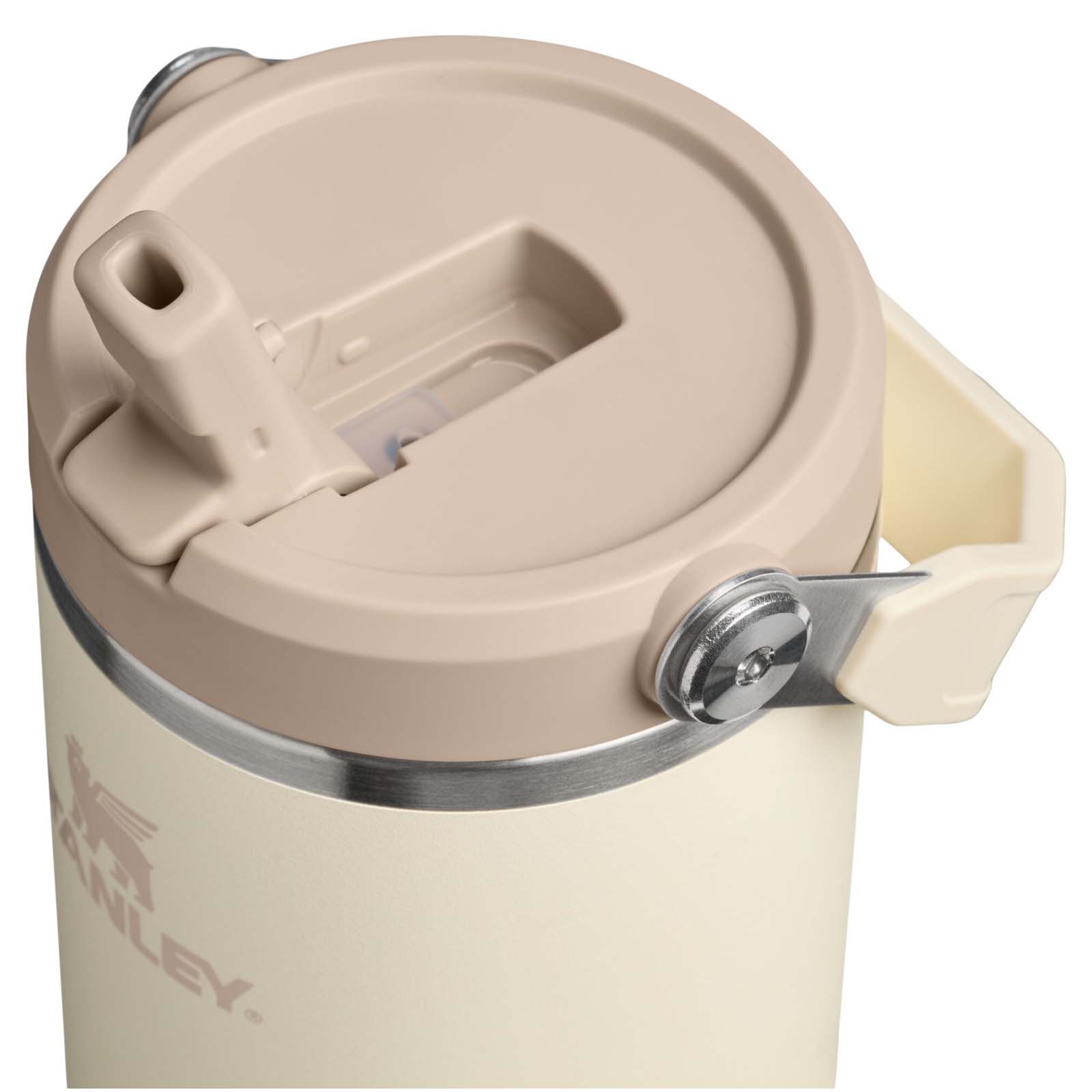 Bicchiere isolato Stanley IceFlow™ 2.0 da 890 ml in acciaio inox con cannuccia ribaltabile