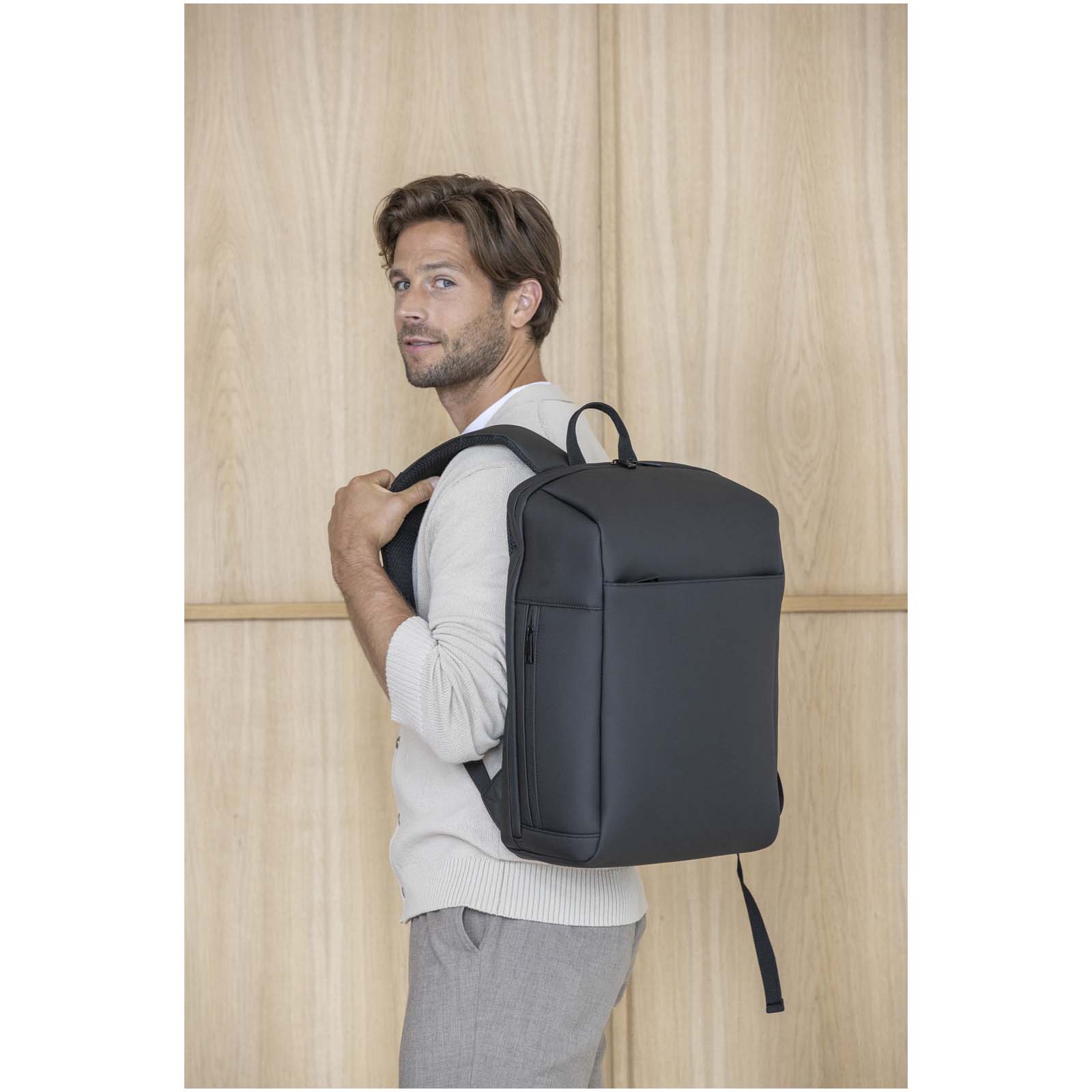 Zaino per laptop da 15" in materiale riciclato GRS SMART - 18L