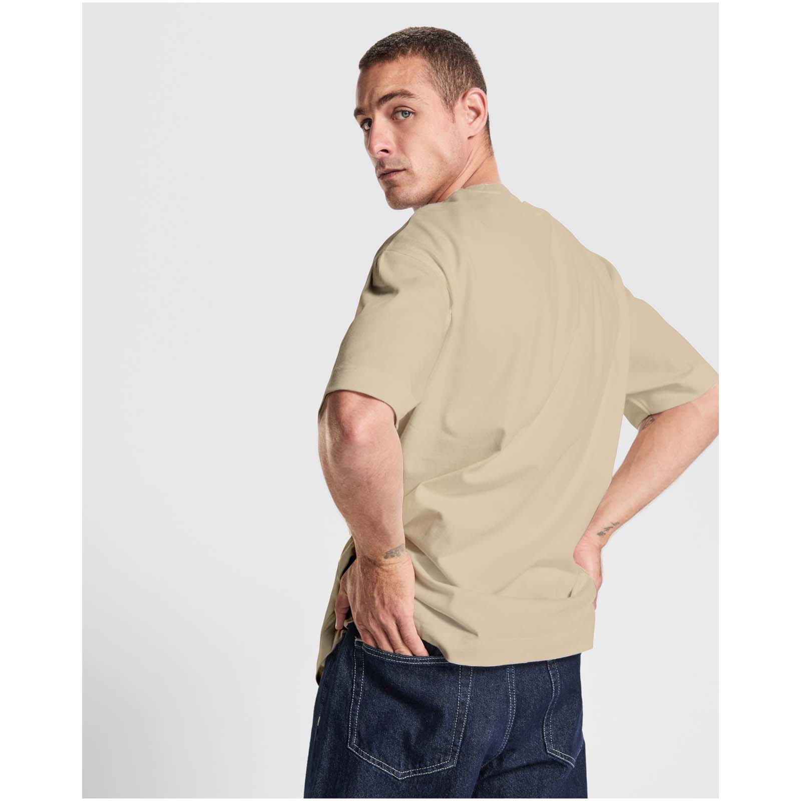 Maglietta unisex a maniche corte oversize Chow
