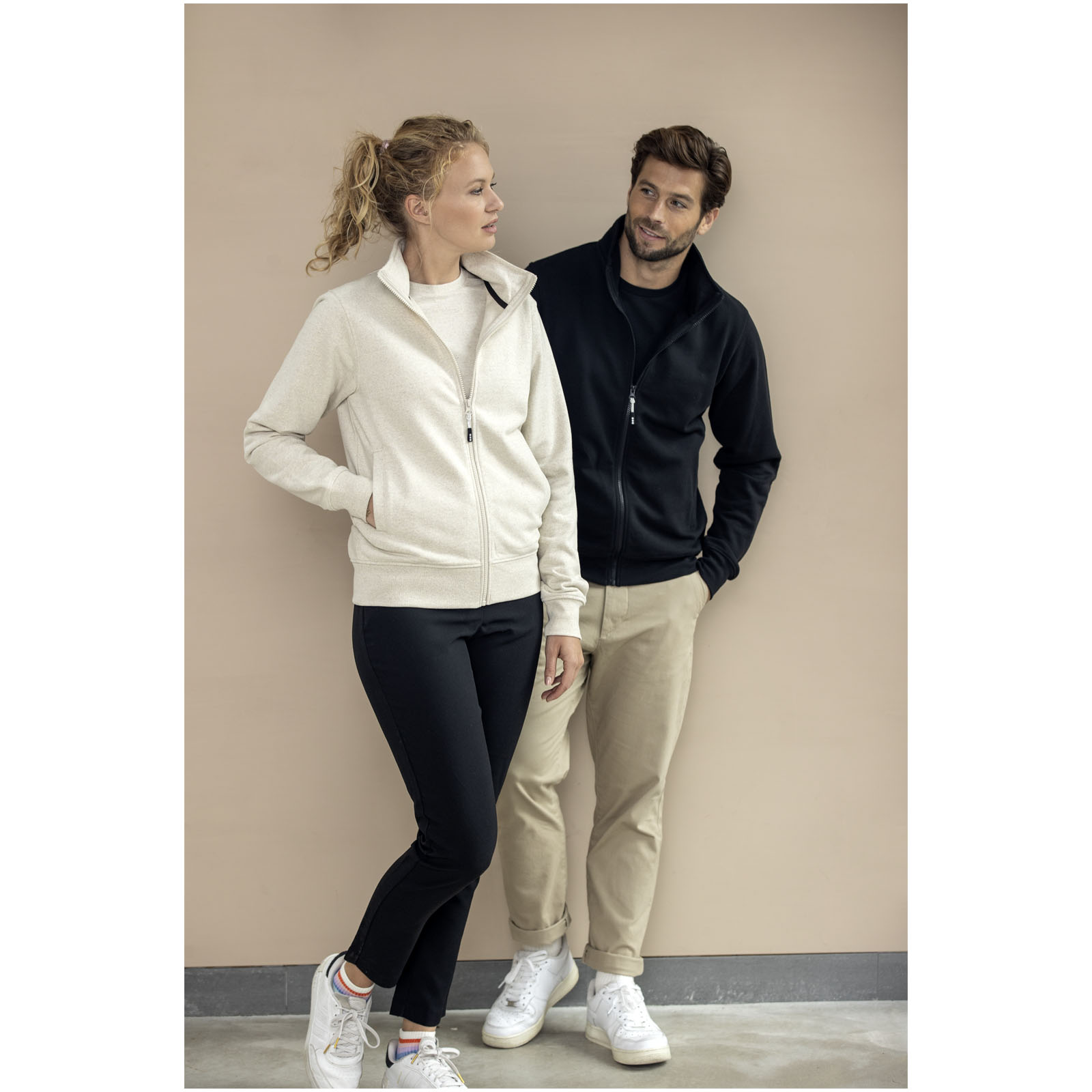 Felpa unisex in tessuto riciclato a cerniera intera Galena Aware™